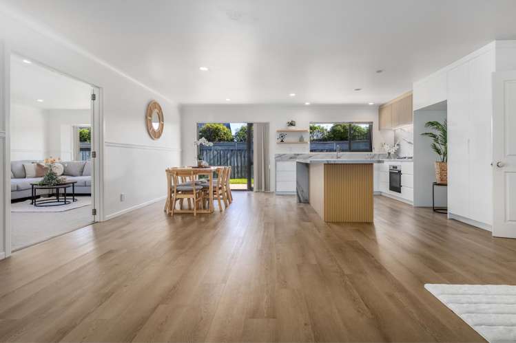 9 Takahe Drive Paraparaumu Beach_8