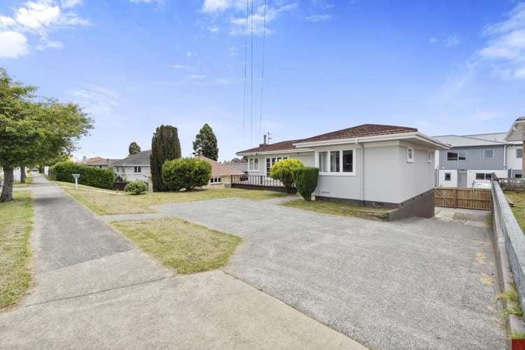 68 Clevedon Road Papakura_1