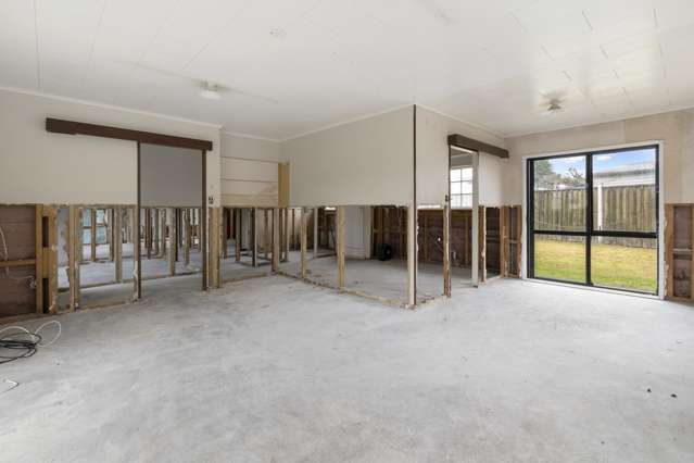 2 Staverton Crescent Mangere_1