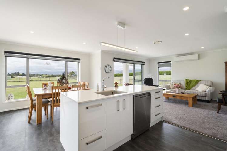 14 Heatherlea West Road Levin_12