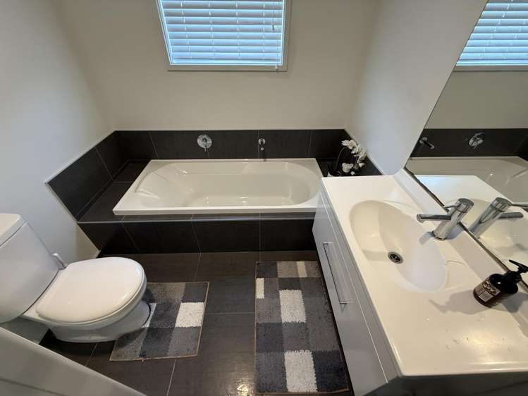 20 Zinnia Way Wigram_10