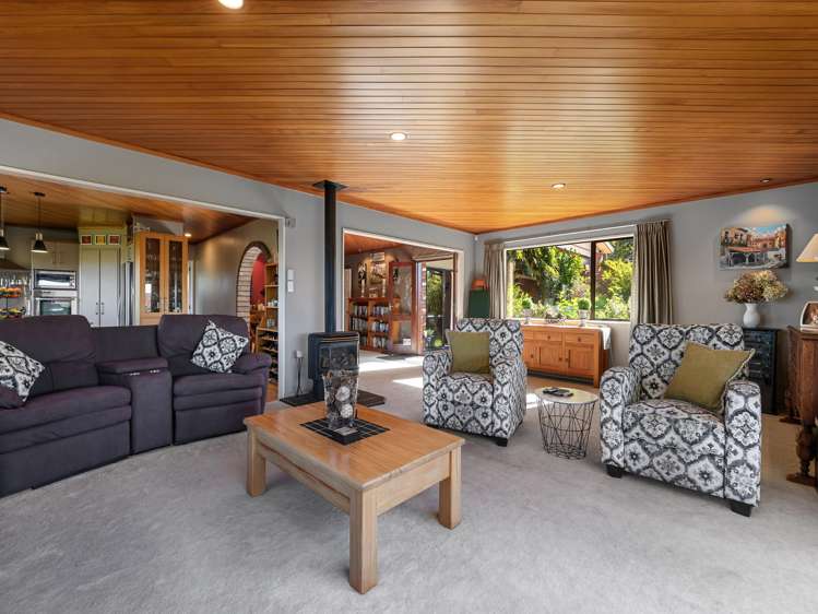 51 Hillcrest Road Otumoetai_8