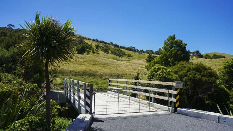 Lot 2 3315 State Highway 2 Waitakaruru_11