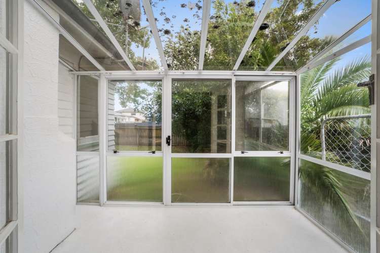 9 Vanguard Road Kelston_11