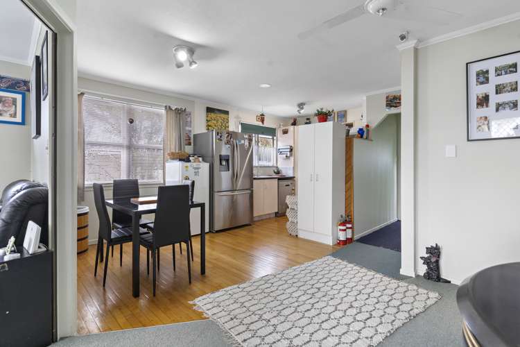 7 Churchill Crescent Featherston_3