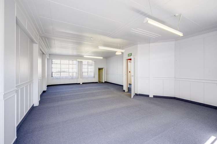 119 Queen Street East Hastings Central_11