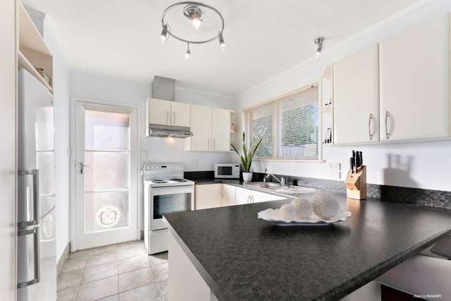 1/14 Stanniland Street Sunnyhills_4