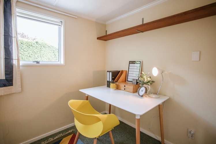 21 Gunn Road Albert Town_14