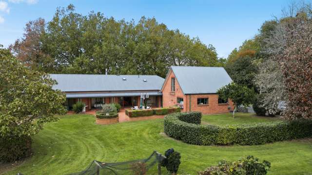 5.5ha Lifestyle Property - Endless Possibilities