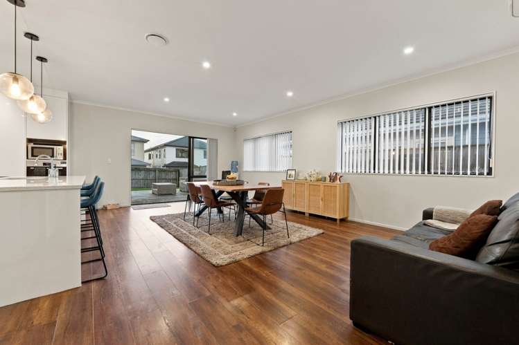 36 Koropa Road_5
