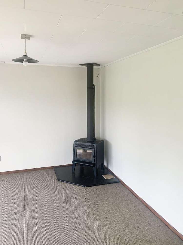 151 Longlands Road East 10486_9