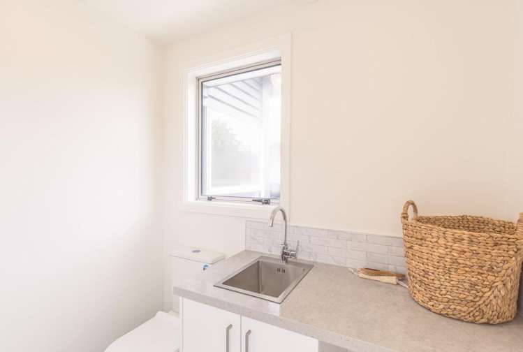 65 Randolph Steet Woolston_10