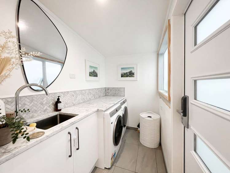 816 Whangaparaoa Road Manly_9