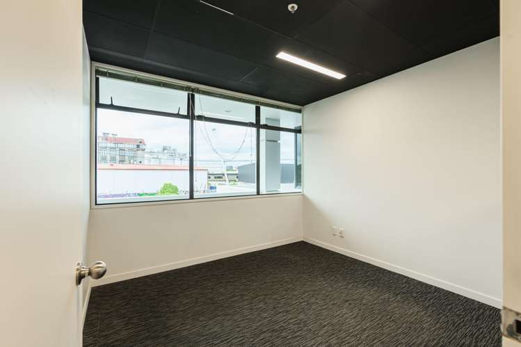 Level 1,58 Hazeldean Road Addington_12