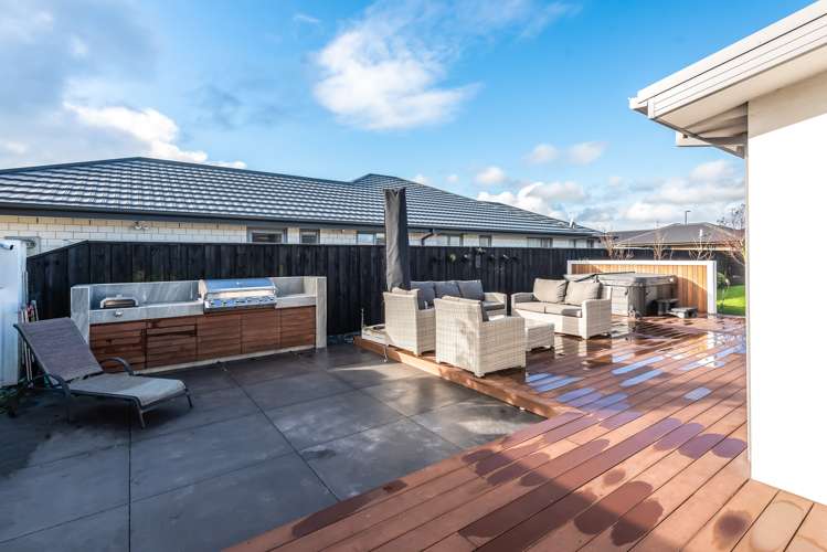 29 Sunline Avenue Lincoln_12