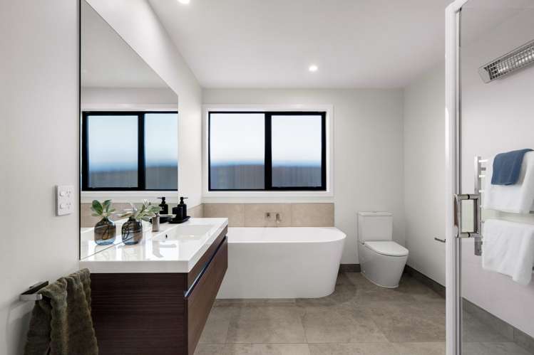 6/102 Eriksen Road Te Awa_12