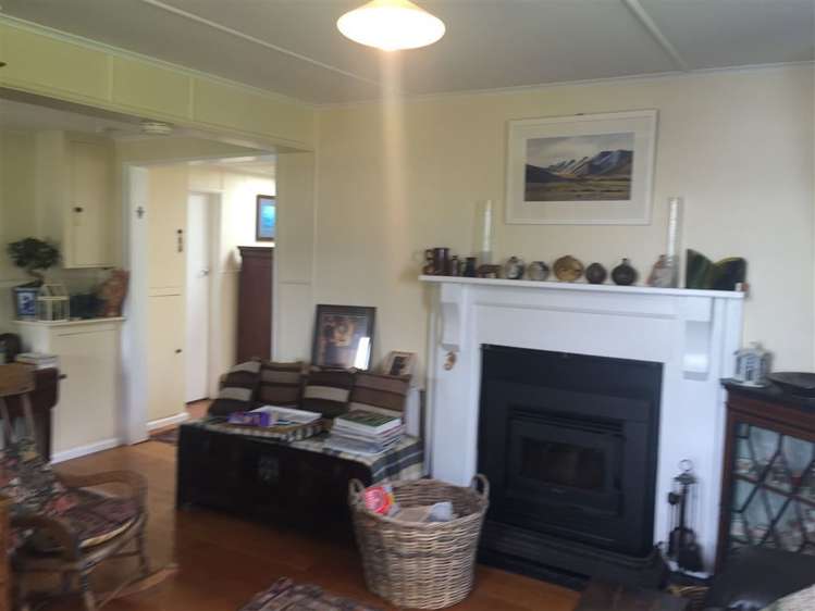 6 Aubrey Street South Akaroa_5