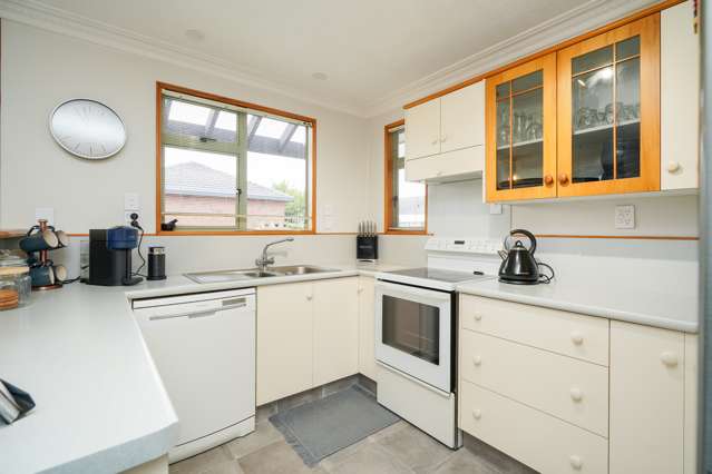 11B McAuley Place Waikiwi_3