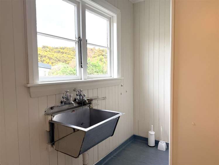 3 Inverness Street Dunollie_9