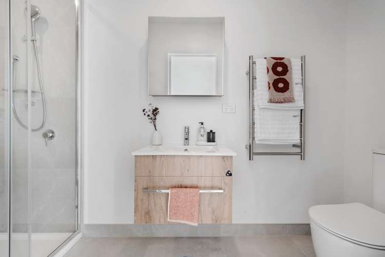 15 Fencible Drive Howick_11