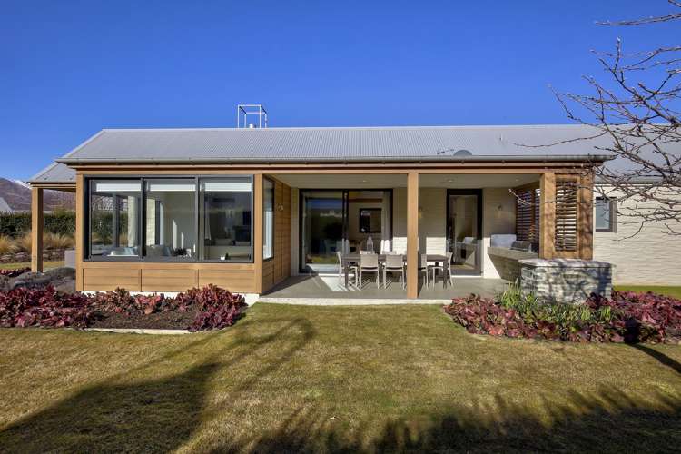 2 Taramea Lane Arrowtown_13