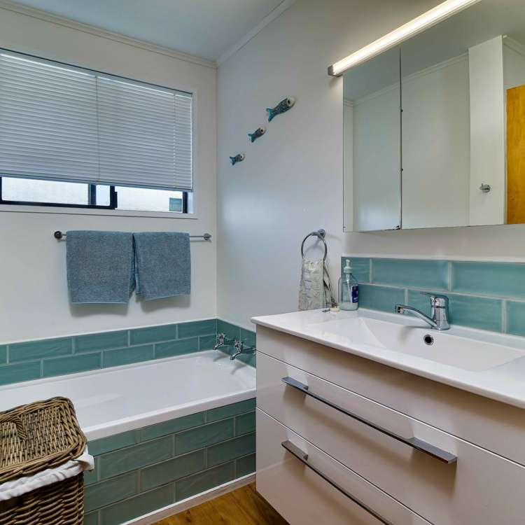 166 Portsmouth Road Flaxmere_10