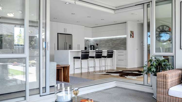 21 Constellation Avenue Beachlands_8