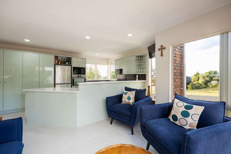 21 Western Heights Drive_4