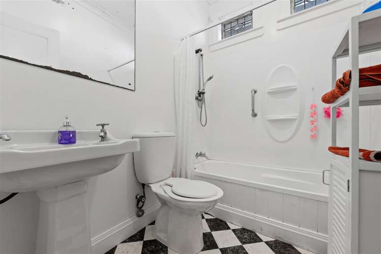 67 Wallace Crescent Glenholme_5