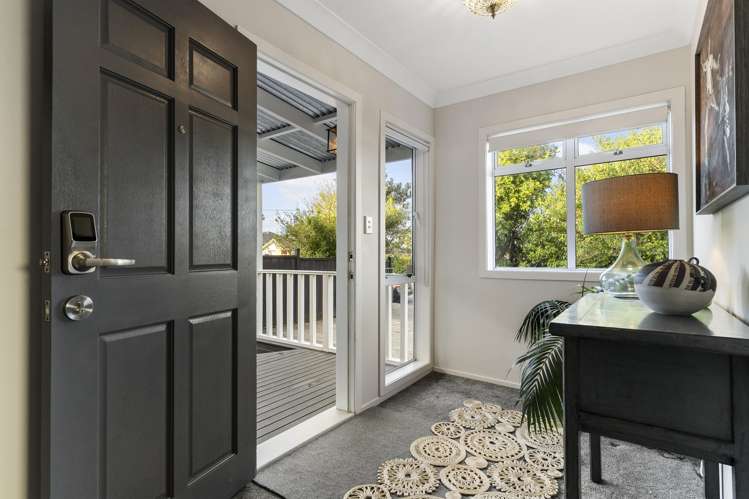 99 Rockfield Road Onehunga_2