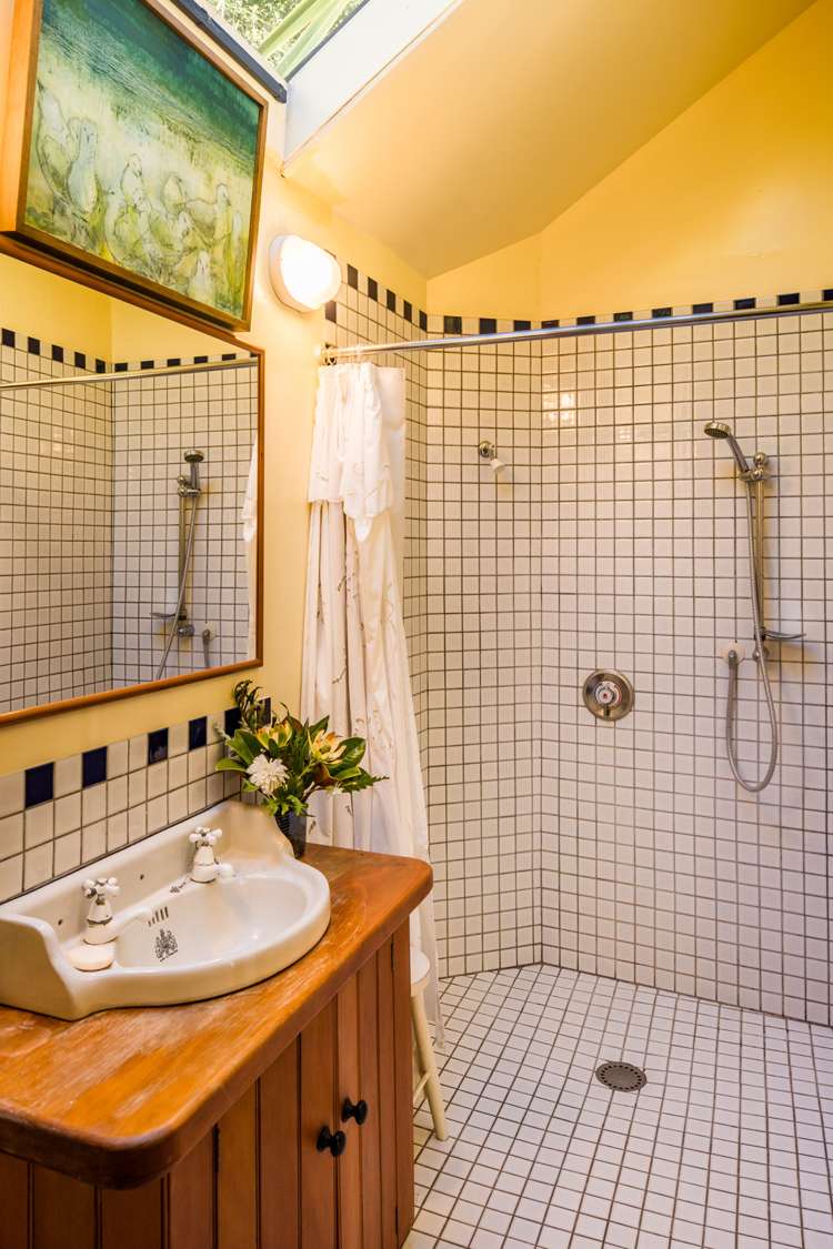 4 Goldies Brae Thorndon_11