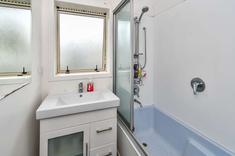 8 Oregon Place Papakura_12