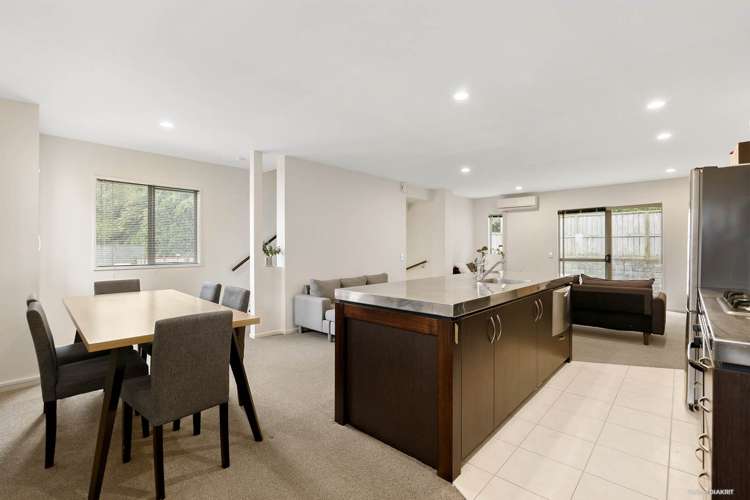 35/21 Hunters Park Drive Three Kings_6