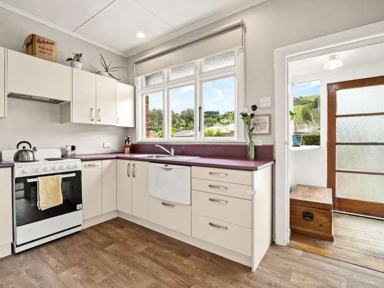 387 North Road North East Valley_10