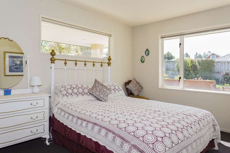 15 Kowhai Street Oxford_12