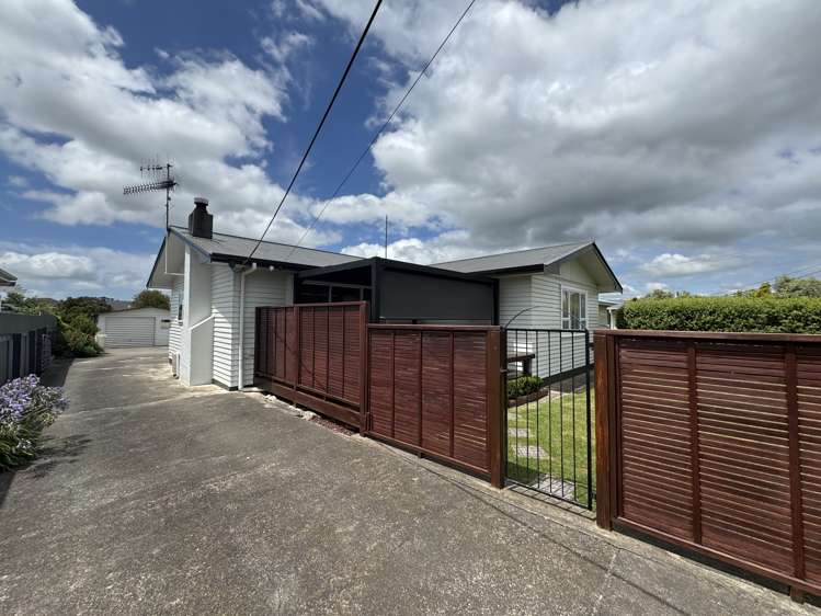 20 Jull Crescent Waipukurau and Surrounds_19