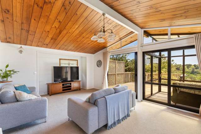 13 Lindaver Grove Merrilands_4