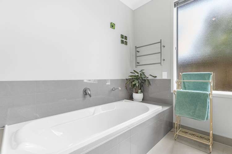 313 Main Road Tairua_26