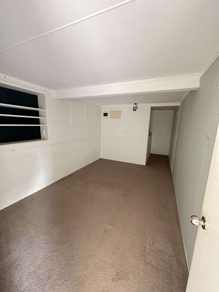 33 Blakeborough Drive Forrest Hill_15