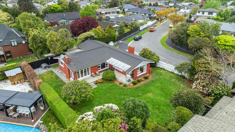 12 Brackendale Place Burnside_17