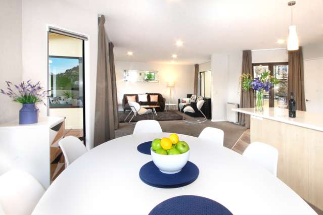 Unit 19 St Omer Court, Lake Esplanade Queenstown_3