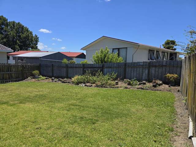 1/15 Starforth Place Henderson_2