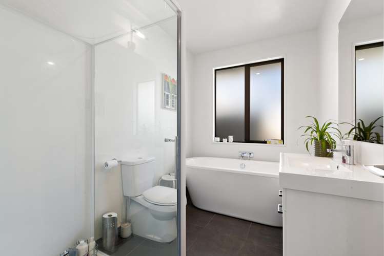 95 Risinghurst Terrace Lower Shotover_18