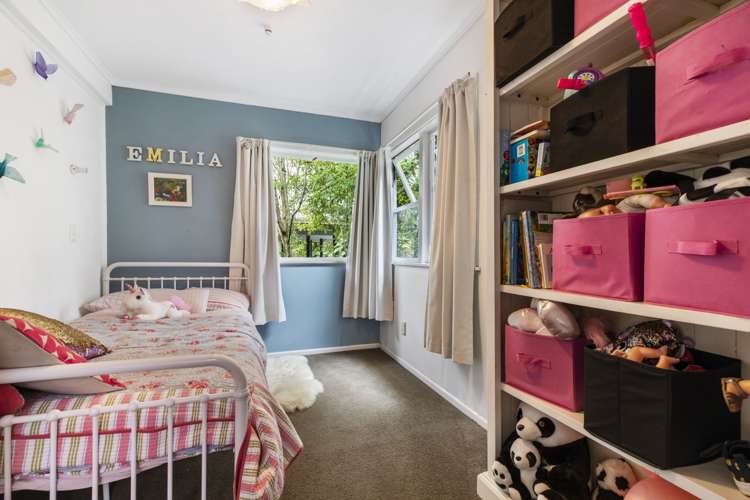 17 Karen Road Laingholm_8