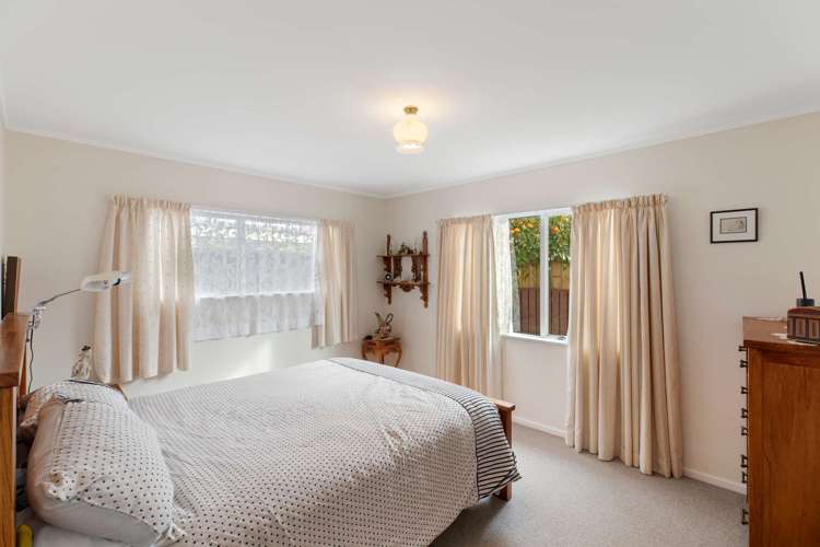 75 Lakeside Drive Orewa_10
