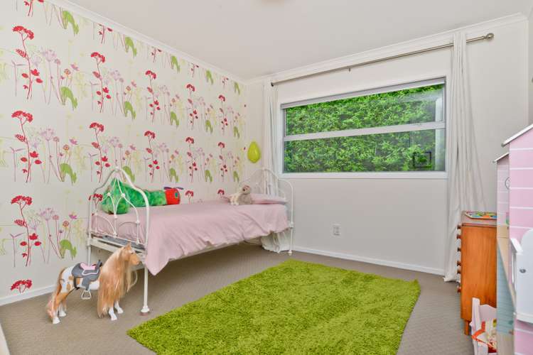 56 Somerton Drive Huntington_12