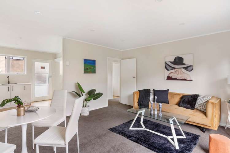 4/94 Beaumonts Way Manurewa_2