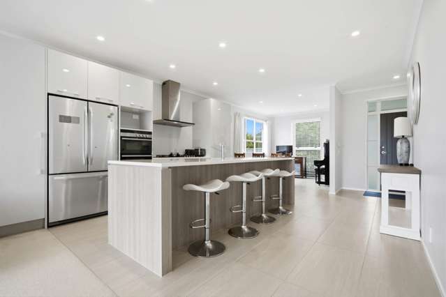 50 Mackay Drive Greenhithe_4