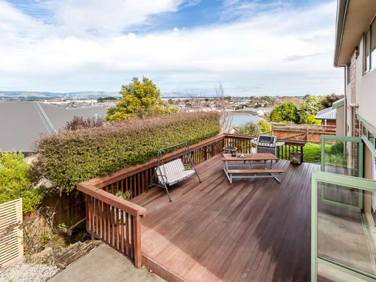 32 Logan Way Kelvin Grove_17