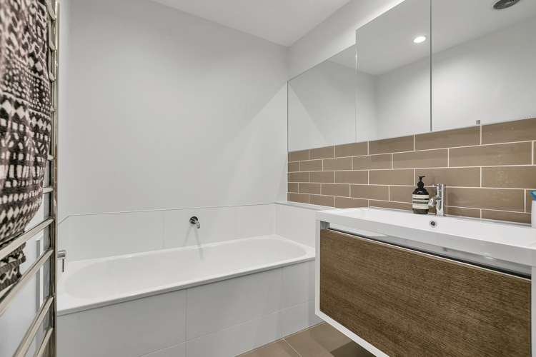 6 Hugh Wilson Road Hobsonville_17